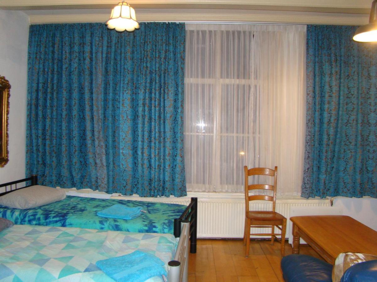 Amsterhouse B&B Amsterdam Bagian luar foto